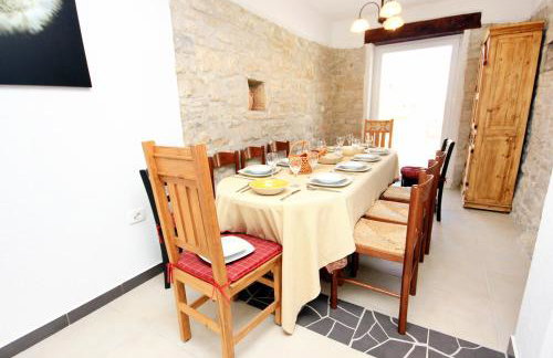 Luxury villa with a swimming pool Manjadvorci, Marcana - 7731 - Foto 31