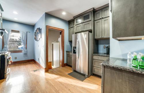 Private Hot Tub and Patio! Chicagoland Extended Stay - Foto 13