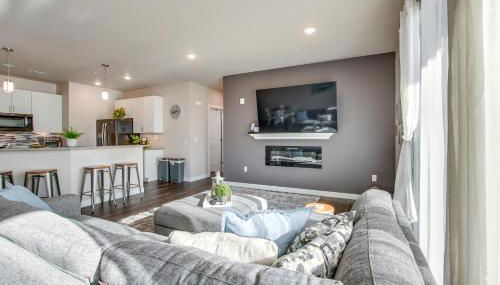 Modern South Pier Condo on Sheboygan River! - Foto 4