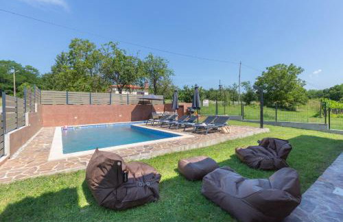 Kuća za odmor Cerovci - Foto 38