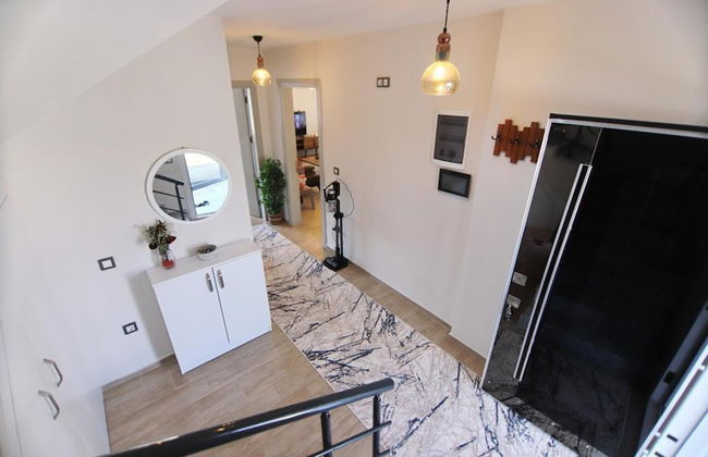 Immaculate 4-bed Villa in Dalyan - Photo 2