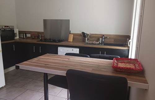 Loue appartement duplex de 90m2 refait à neuf - Foto 3