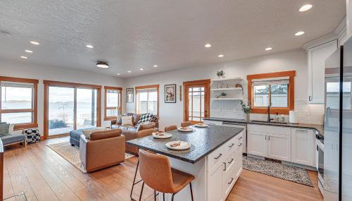 Walk to Flathead Lake Polson Home with Balcony - Foto 5