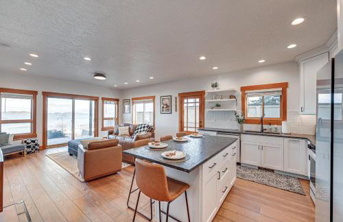 Walk to Flathead Lake Polson Home with Balcony - Foto 5