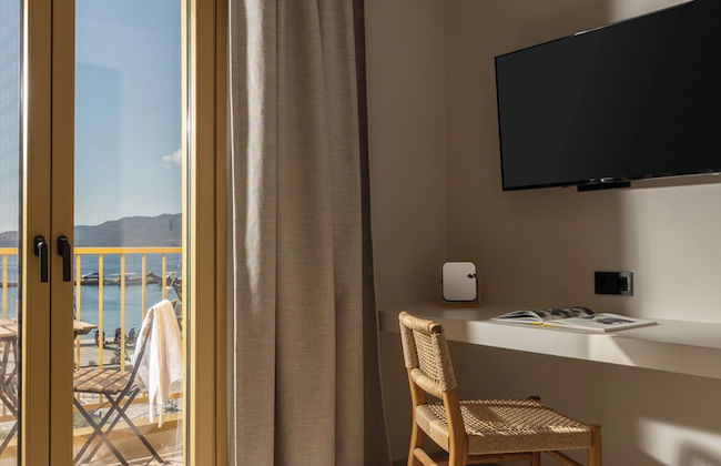 Portiani Suites - Photo 11