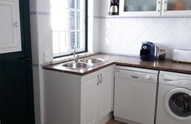 A Casinha da Tita - Moradia com Terraço - Foto 24