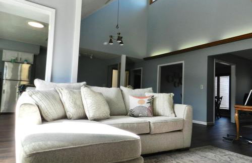 Derby House & Indoor Pickleball - Foto 8