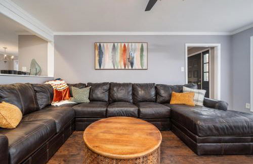 Colleens Corner Captivating 4bed 2.5 bath in Charming Neighborhood - Foto 1