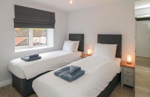 1 Staveley Cottages - Photo 12