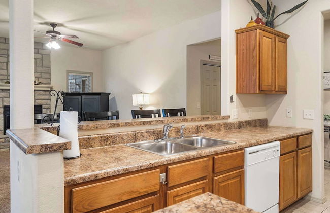 Silver Dollar Hideaway in Stonebridge Community - Photo 8