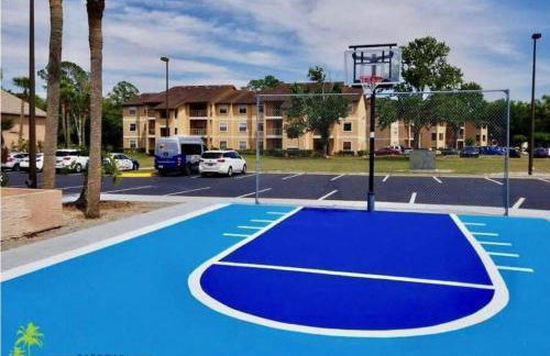 Whimsical Condo 1.5M from Disney - Foto 47