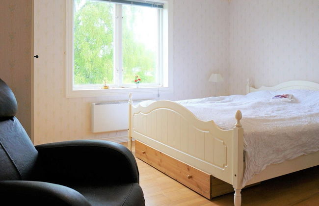 8 Person Holiday Home in Hova - Foto 3