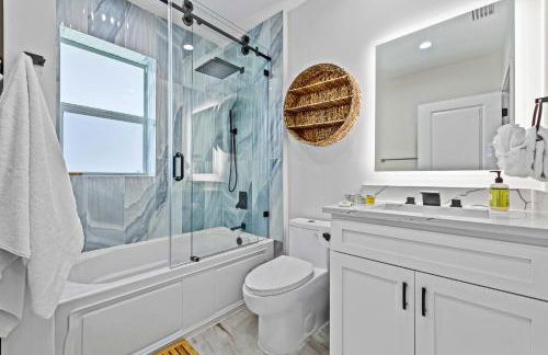 THE PALMS 3BR-Minutes to Beach, Scuba, Downtown, Airport - Foto 8