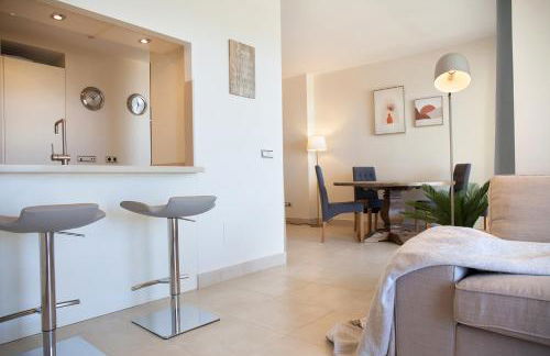 Luxury Spa Resort Marbella 2 bedroom 3 beds sauna gym pools jacuzzi - Foto 3