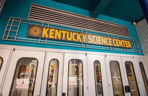 Luxury 8 Bed/4 Ba NuLu Home Private yard/parking - Foto 2