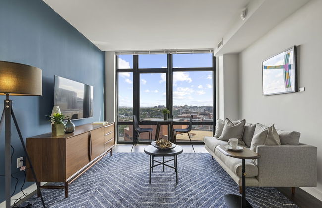 Placemakr Marymount Ballston - Photo 43