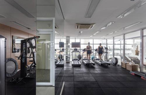 Apto 1802 com Piscina e Academia 2 Quartos Ar Condicionado no Centro Cívico com Garagem - Foto 22