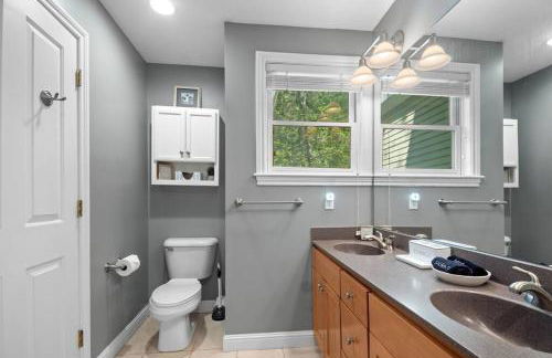 Blissful Boyne City Retreat: Luxurious & Modern! Sleeps 15! - Foto 19