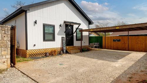 Hidden Cottage mins to Main St and sleeps 4 - Foto 5