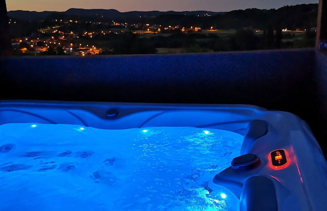 Viksa with Hot Tub - Foto 8