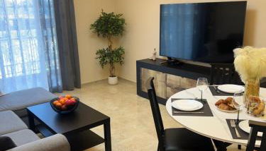 Appartement moderne 3 pièces climatisé avec balcon, plage à 2 min - Foto 1