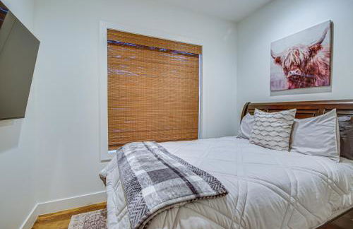 Waterfront Terry Home with 3 Decks and Hot Tub! - Foto 31