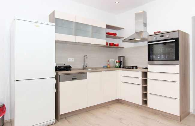 New Beach 4 Star Luxury Apartment 3 Bedrooms 3 Bathrooms, Free Boat Berth - Foto 9