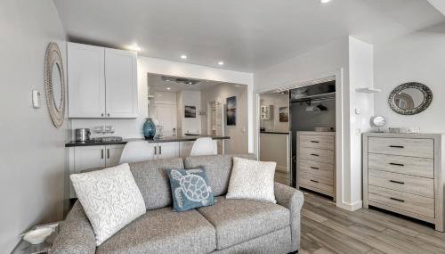 Ocean VIEWS! Steps from Victoria Beach, Lux Design - Foto 5