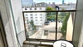 Business suite with skyline view with parking space - Foto 3