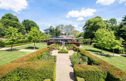 Luxury 10,000 Sq Ft 7-bed Mansion With Indoor Pool - Foto 17