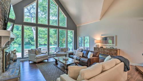 Spacious Lakefront Home with Private Dock! - Foto 4
