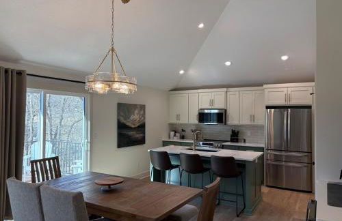 New Home Minutes to KCI Airport & Historic Weston - Foto 3