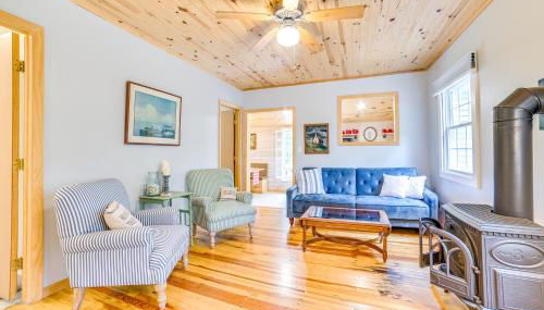 Enchanted Lake Huron Cottage with Beach Access! - Foto 5