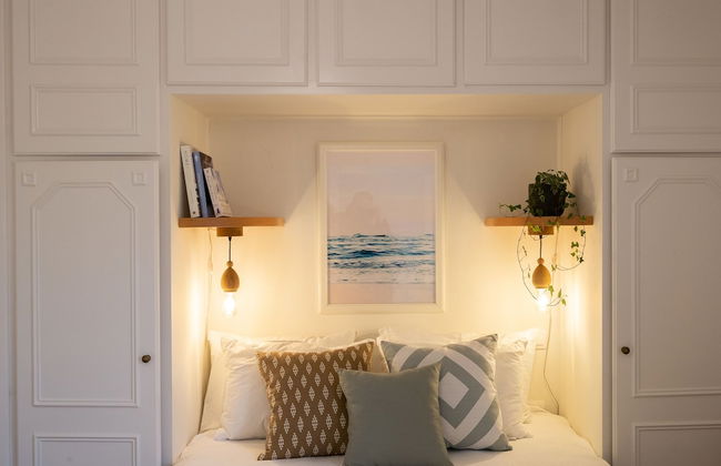 Mid-Century Modern Villa Vintage Charm - Foto 3