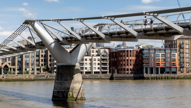 Locke at Broken Wharf, Millennium Bridge - Foto 2