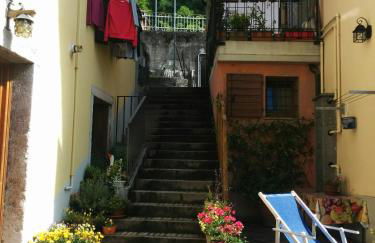 Casetta next to the Creek Dino Buzzati - Photo 30