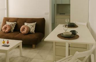 Tourist House Trajano Terraza-Piscina - Foto 11