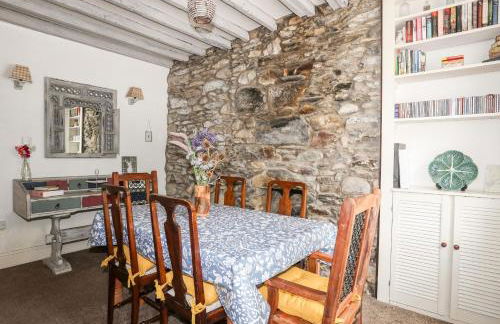 Llys Elen - Photo 12