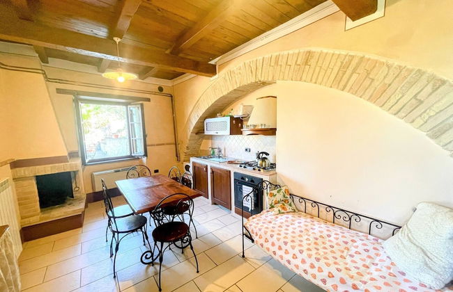 Spoleto Poolside - Sleeps 24 - Photo 32