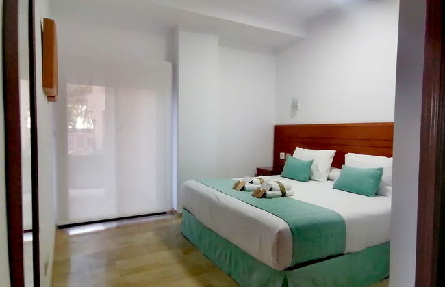 CN-340 Suites - Photo 17