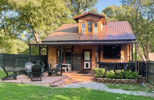 Country-Chic Cotter Home with Outdoor Living Space! - Foto 26