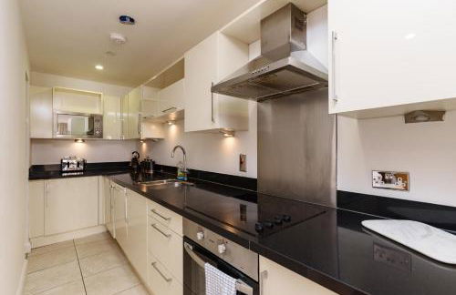 In the middle of Cardiff City centre - Foto 30