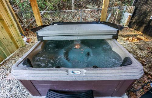 Spring Retreat Sauna, Hot Tub & Rooftop Firepit - Foto 10