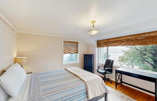 Whispering Seas with Hot Tub! - Foto 17