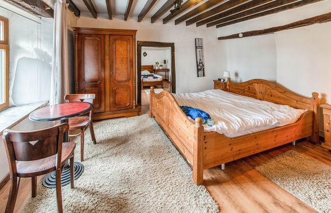 Characteristic Holiday Home in Cherain With Balcony - Foto 24