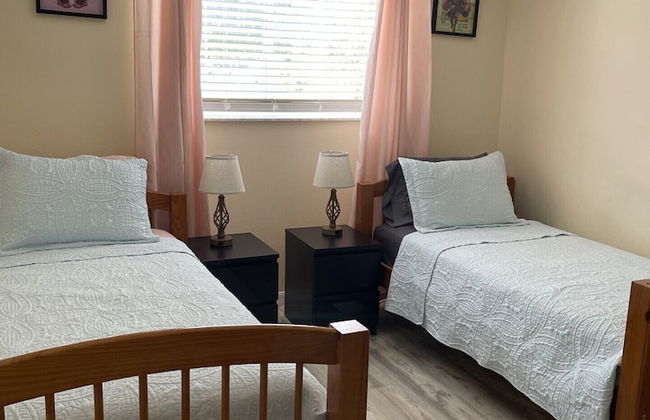 5 Bedroom Pool Home - Foto 7