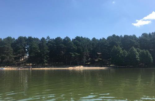 Domek wypoczynkowy w lesie nad jeziorem - Foto 26