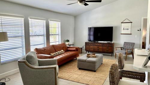 The Annabelle-- Bright 4 Bedroom Home, Heated Pool - Foto 4