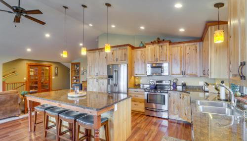 Flathead Lake Base Camp in Somers Lake View! - Foto 3