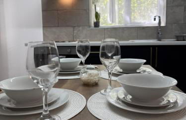 4 bed - contractor, family stays - free parking - Foto 3